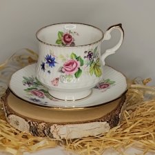 Rosina Queens bone china filiżanka i spodek róże i jagody