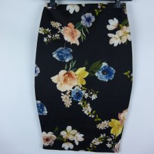 ołówkowa spódnica midi w kwiaty 10 / 36