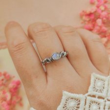 Pierścionek Kamień Księżycowy regulowany stal chirurgiczna handmade wirewrapping
