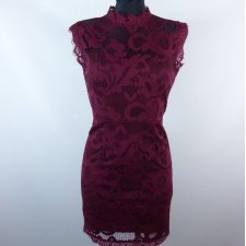Blue Vanilla koronkowa sukienka przed kolano bordo / XS