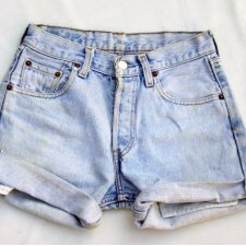 SZORTY LEVIS