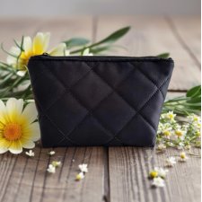 Pikowana czarna kosmetyczka wodoodporna unisex KW013U
