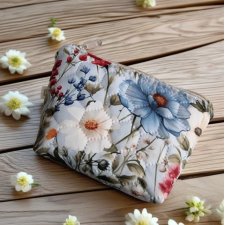 Mała pikowana kosmetyczka organizer Łąka Kw018