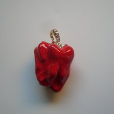 BROSZKA WISIOR PAPRYKA