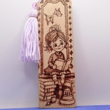Zakładka do książki drewniana, ręcznie wypalana - "Magia książek" (pirografia)