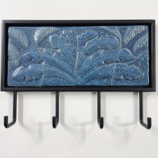 WIESZAK Z DEKORACJĄ CERAMICZNĄ