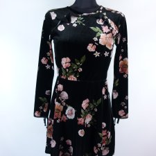 Topshop welurowa sukienka w kwiaty 8 / 36