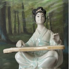 Miss Japan ręcznie malowana porcelanowa figurka