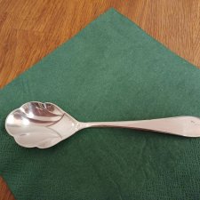 Łyżeczka platerowana.