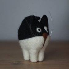 Filcowana figurka Kot