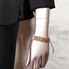 GLAMOUR