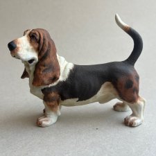 Pan Basset ❤ Figurka porcelanowa w odsłonie Basseta