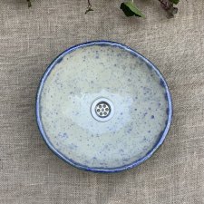 Ceramiczna ręcznie robiona biała umywalka "W kropeczki"
