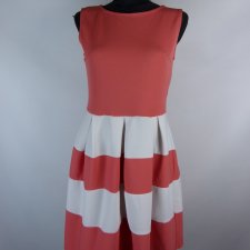 Cameo Rose New Look sukienka trapezowa zakładki 12 / 40