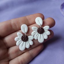 Kolczyki z gliny polimerowej stokrotki