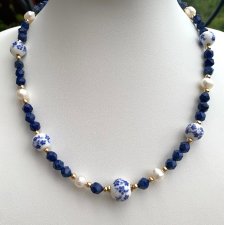 Naszyjnik z ceramiki i lapis lazuli