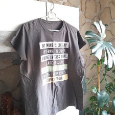 T-Shirt  z napisem M L