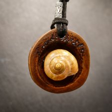 "Muszla" – wspomnienie natury zamknięte w drewnie - pirografia, skorupa, dzień matki, prezent