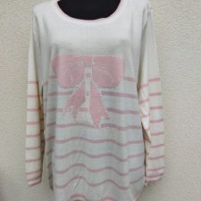 SWETER W PASKI  Z KOKARDĄ