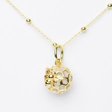 Pszczoła i miód – kobiecy amulet pozłacany naszyjnik 14k złotem.