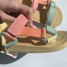 nowe sandalki kolorowe dziecięce Zara 4 lata