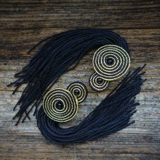 Czarno złote spirale- kolczyki sutasz z chwostami