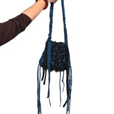 Duża torba z recyklingu – ręcznie szydełkowana, boho