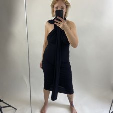 jedna a wiele - mała czarna