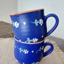 Ceramiczne kubki w kwiatki  folklor farmhouse  rustykalny styl wiejski dom