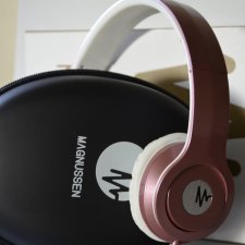 nowe słuchawki Magnussen W1 regulowane składane etui jajko różowe