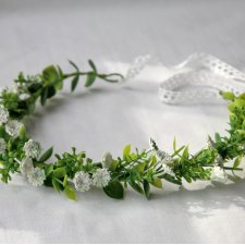 Poranna rosa – romantyczny wianek z białymi kwiatami