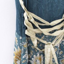 EXCLUSIVE 100% silk dress St-Martins