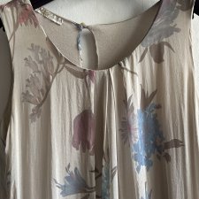 50 % Silk 50 % viskose M & G  Made in Italy- tunika sukienka delikatna kobieca dwuwarstwowa