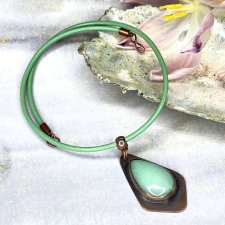Naszyjnik z miętowym jadeitem c1283