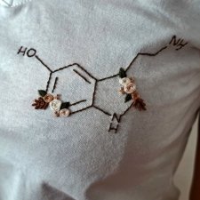 koszulka Serotonina - haftowana ręcznie, wyszywana