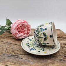 Filiżanka ceramiczna ze spodkiem Łąka kaszubska ceramika ręcznie zdobiona metodą stempelka