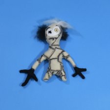 "FrankenDoll" – szalona lalka z drugiego obiegu