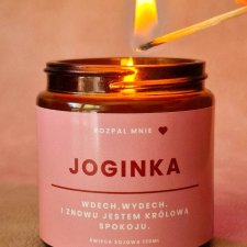 Świeczka sojowa JOGINKA, pakowana na prezent