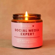Świeczka sojowa SOCIAL MEDIA EXPERT, pakowana na prezent