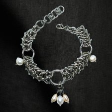 Bransoletka chainmaille z perełkami • stal chirurgiczna & perły słodkowodne