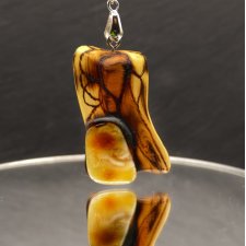 Wisiorek "Bursztyn nleczny" –żywioł ognia i bursztynowego światła,octowiec, pirografia, prezent; Amber and Wood Pendant, biżuteria
