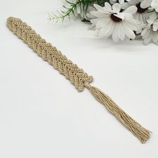 Szydełkowa zakładka do książki w kolorze ecru
