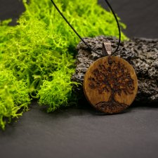 DREWNIANY WISIOREK - RĘCZNIE WYPALANY NASZYJNIK Z DREWNA, ZAWIESZKA, MOTYW NATURY - DRZEWO ŻYCIA, dla Niej, dla Niego, tree of life
