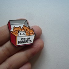 PIN PRZYPINKA BROSZKA KOTKI