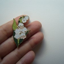 PIN PRZYPINKA BROSZKA KONWALIE