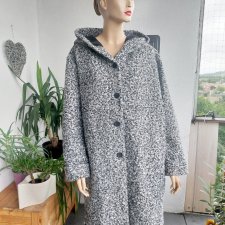 lekki płaszcz przejściowy większy