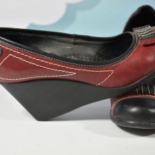 Bordowo-czarne buty damskie na koturnie | rozm. 36