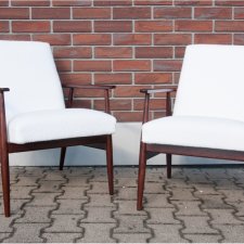 Fotele Lisek 300-190, proj. H. Lis, Polska, lata 60. Po renowacji.