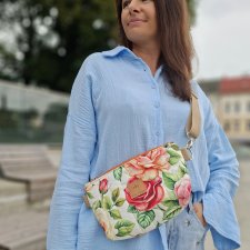 Pikowana nerka z weluru w róże Sofia