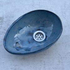 Umywalka ceramiczna do małej łazienki